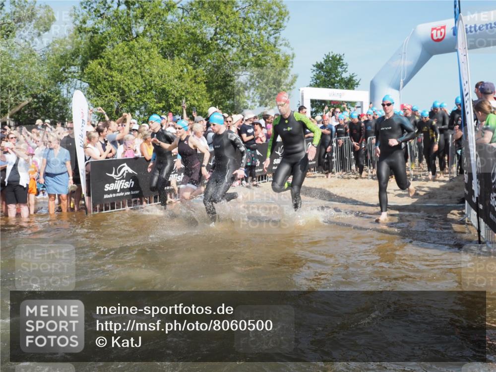 22.06.2025 - Viking Triathlon KatJ http://msf.ph/oto/8060500 22.06.2025 10:00:38 Schwimmen 1, 7, 8, 9, 11, 13, 30, 45, 87, 145, 178, 196, 200, 368, 374, 401, 414, 526, 534, 612, 613, 616, 623, 628, 641, 642, 651 meine-sportfotos.de