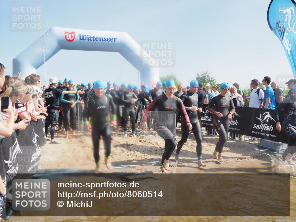 22.06.2025 - Viking Triathlon MichiJ http://msf.ph/oto/8060514 22.06.2025 10:05:52 Schwimmen 68, 128, 135, 194, 211, 275, 379, 397, 441, 442, 465, 517, 530, 633, 653 meine-sportfotos.de