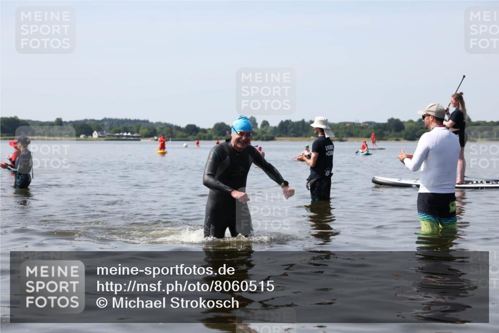 22.06.2025 - Viking Triathlon Michael Strokosch http://msf.ph/oto/8060515 22.06.2025 10:59:00 Schwimmen 234 meine-sportfotos.de