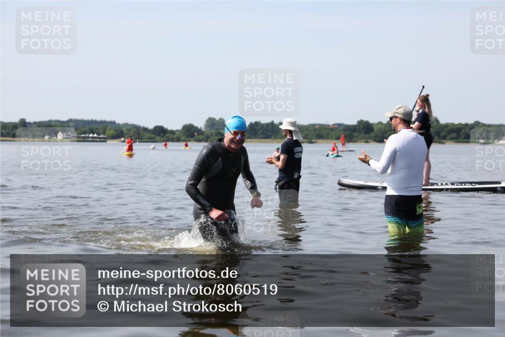 22.06.2025 - Viking Triathlon Michael Strokosch http://msf.ph/oto/8060519 22.06.2025 10:59:00 Schwimmen 234 meine-sportfotos.de