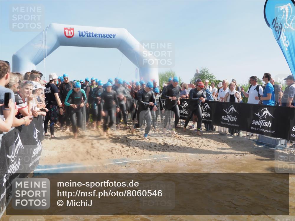 22.06.2025 - Viking Triathlon MichiJ http://msf.ph/oto/8060546 22.06.2025 10:05:56 Schwimmen 68, 128, 169, 211, 269, 275, 397, 441, 442, 460, 465, 530, 633, 644 meine-sportfotos.de