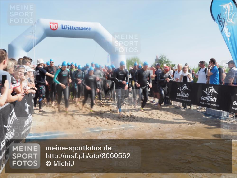 22.06.2025 - Viking Triathlon MichiJ http://msf.ph/oto/8060562 22.06.2025 10:05:56 Schwimmen 68, 128, 169, 211, 269, 275, 397, 441, 442, 460, 465, 530, 633, 644 meine-sportfotos.de