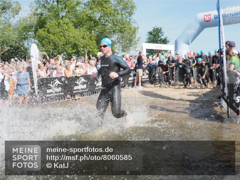 22.06.2025 - Viking Triathlon KatJ http://msf.ph/oto/8060585 22.06.2025 10:00:39 Schwimmen 1, 7, 8, 9, 11, 13, 30, 45, 87, 145, 178, 184, 196, 200, 289, 306, 368, 374, 401, 414, 491, 526, 534, 612, 613, 616, 623, 628, 641, 642, 651 meine-sportfotos.de