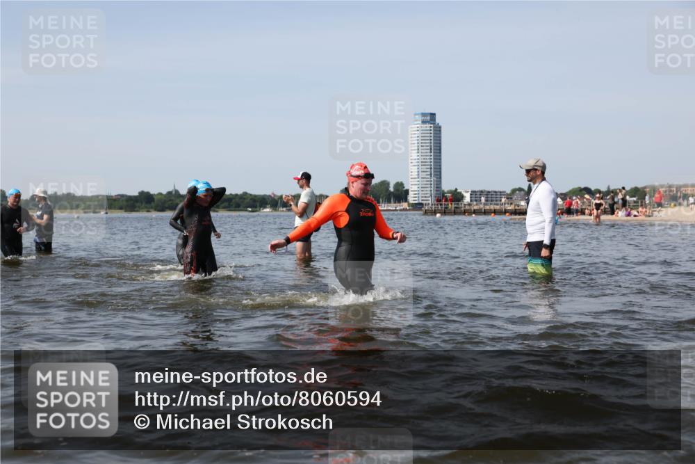 22.06.2025 - Viking Triathlon Michael Strokosch http://msf.ph/oto/8060594 22.06.2025 10:44:06 Schwimmen 41, 123, 249, 343, 439, 442, 467, 627, 637, 650 meine-sportfotos.de