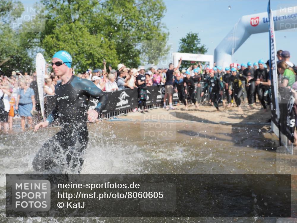 22.06.2025 - Viking Triathlon KatJ http://msf.ph/oto/8060605 22.06.2025 10:00:39 Schwimmen 1, 7, 8, 9, 11, 13, 30, 45, 87, 145, 178, 184, 196, 200, 289, 306, 368, 374, 401, 414, 491, 526, 534, 612, 613, 616, 623, 628, 641, 642, 651 meine-sportfotos.de