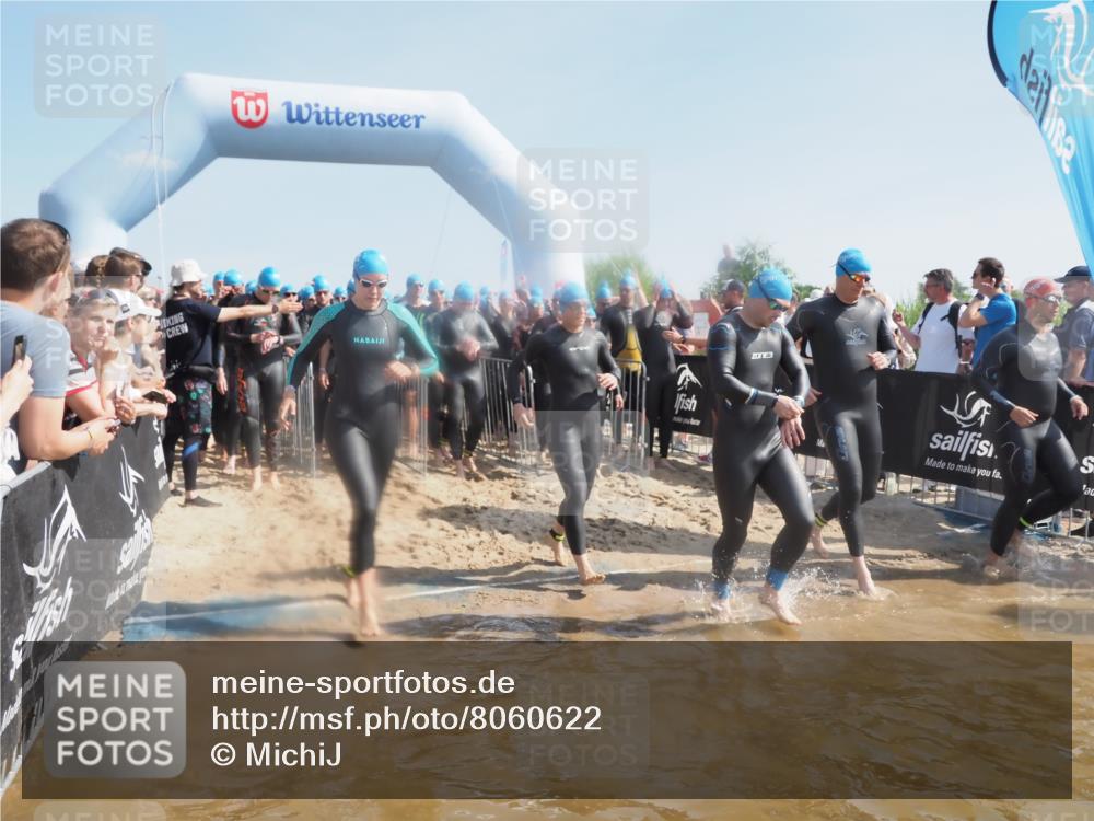 22.06.2025 - Viking Triathlon MichiJ http://msf.ph/oto/8060622 22.06.2025 10:05:58 Schwimmen 68, 128, 169, 211, 269, 275, 397, 441, 442, 460, 465, 530, 633, 644 meine-sportfotos.de
