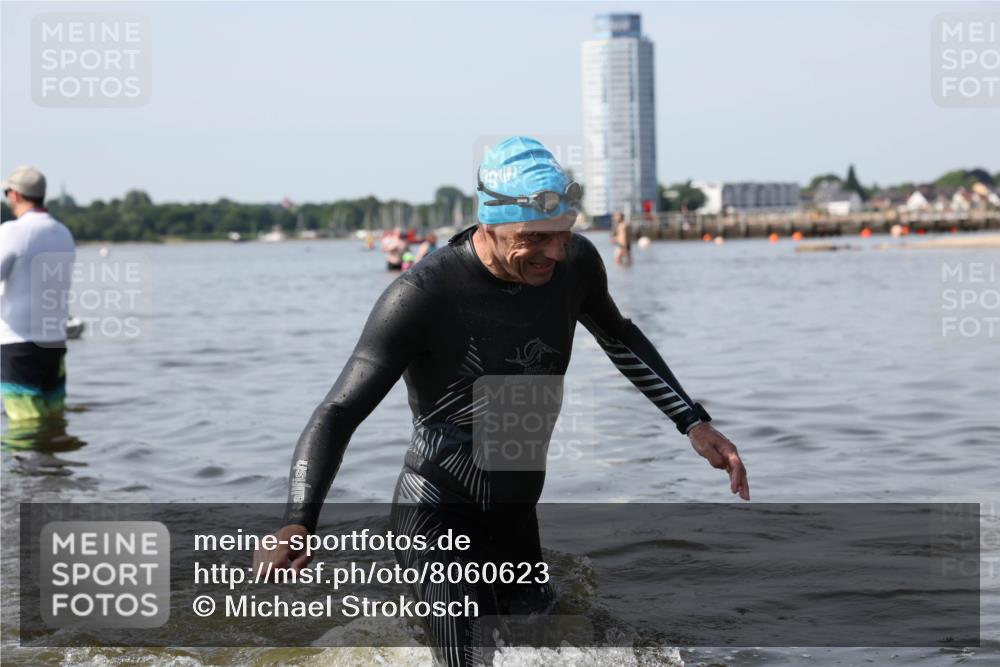 22.06.2025 - Viking Triathlon Michael Strokosch http://msf.ph/oto/8060623 22.06.2025 10:59:10 Schwimmen 222, 234 meine-sportfotos.de