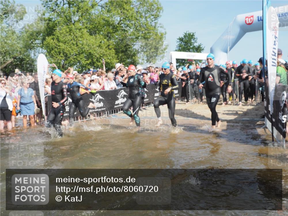 22.06.2025 - Viking Triathlon KatJ http://msf.ph/oto/8060720 22.06.2025 10:00:40 Schwimmen 7, 8, 9, 11, 13, 45, 87, 145, 178, 184, 196, 200, 289, 306, 368, 401, 414, 491, 526, 612, 613, 616, 623, 628, 630, 641, 642, 651 meine-sportfotos.de