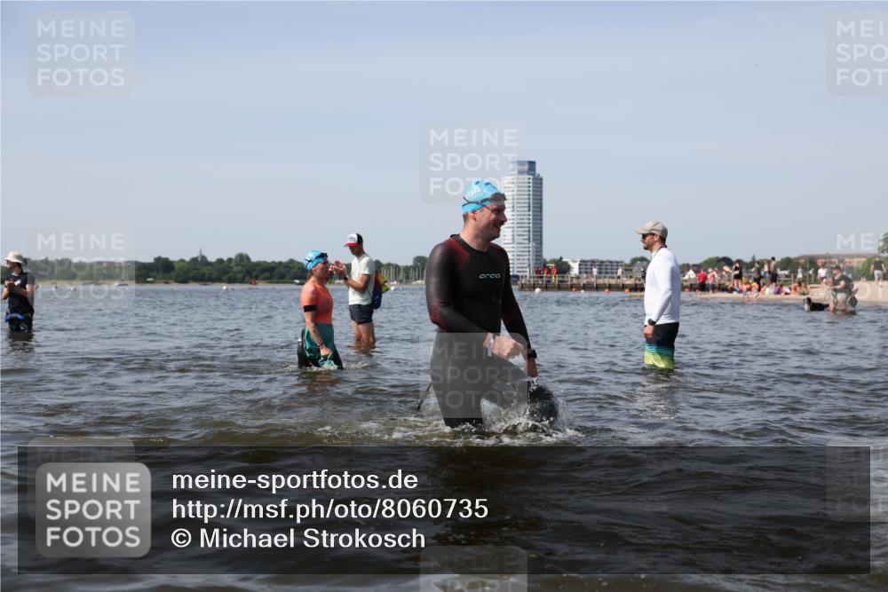 22.06.2025 - Viking Triathlon Michael Strokosch http://msf.ph/oto/8060735 22.06.2025 10:44:17 Schwimmen 103, 123, 130, 343, 439, 467, 650 meine-sportfotos.de