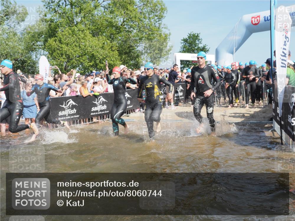 22.06.2025 - Viking Triathlon KatJ http://msf.ph/oto/8060744 22.06.2025 10:00:41 Schwimmen 7, 8, 9, 11, 45, 87, 145, 178, 184, 196, 200, 289, 306, 368, 401, 414, 491, 526, 612, 613, 616, 623, 628, 630, 641, 642, 651 meine-sportfotos.de