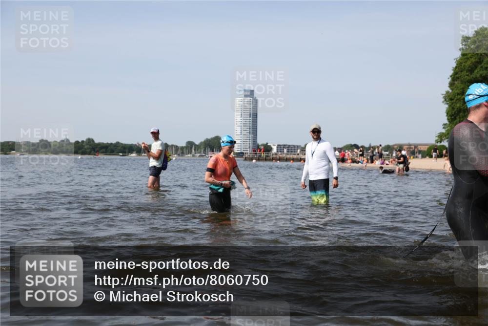 22.06.2025 - Viking Triathlon Michael Strokosch http://msf.ph/oto/8060750 22.06.2025 10:44:18 Schwimmen 103, 123, 130, 343, 439, 467, 650 meine-sportfotos.de