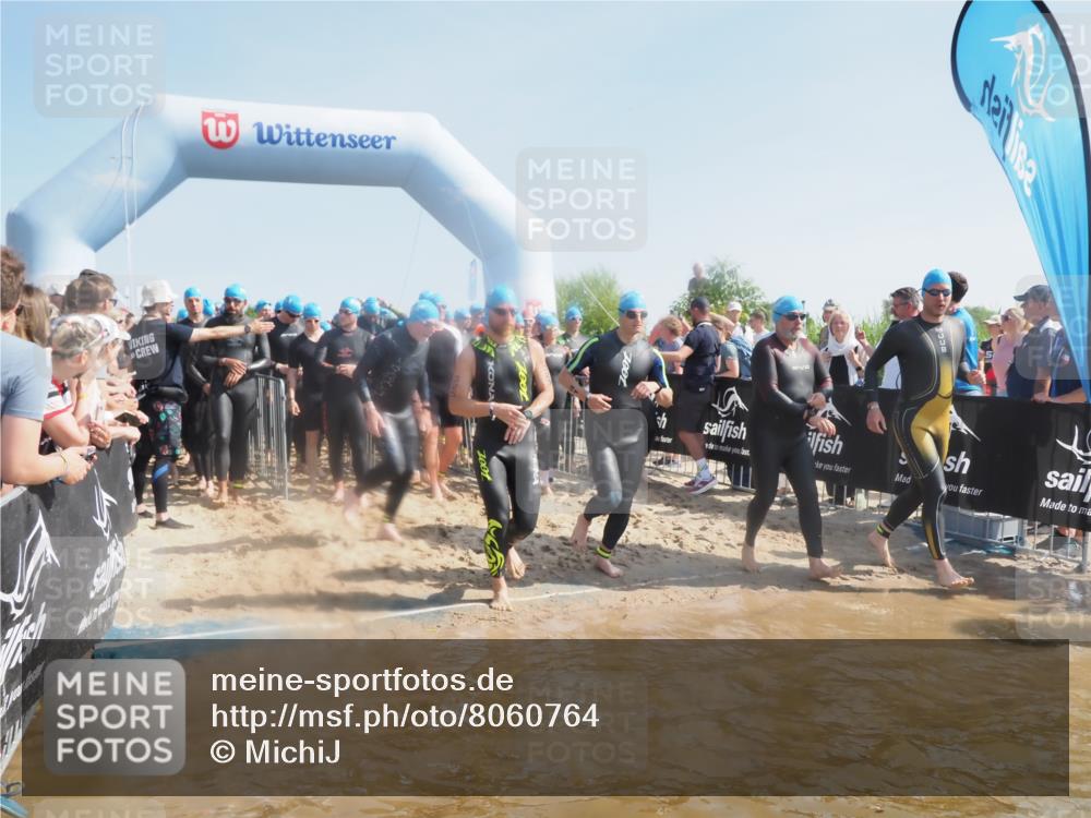 22.06.2025 - Viking Triathlon MichiJ http://msf.ph/oto/8060764 22.06.2025 10:06:07 Schwimmen 39, 41, 144, 169, 249, 266, 269, 325, 390, 446, 460, 489, 508, 644 meine-sportfotos.de