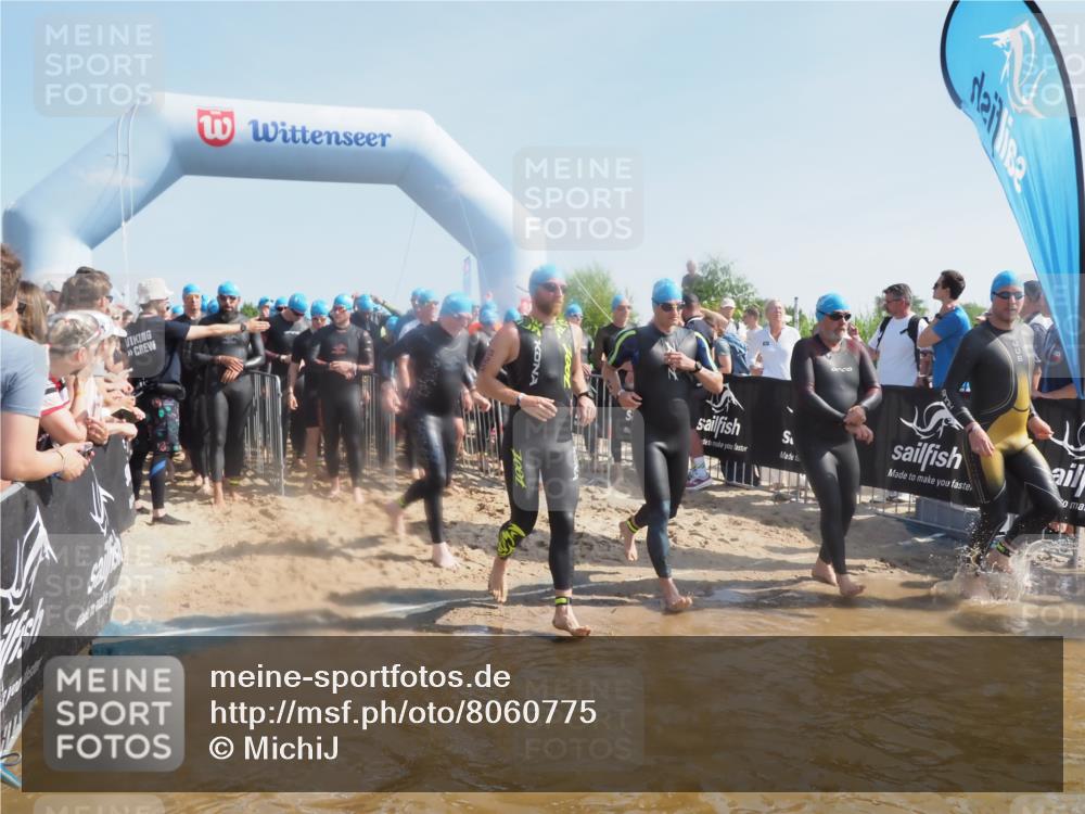 22.06.2025 - Viking Triathlon MichiJ http://msf.ph/oto/8060775 22.06.2025 10:06:08 Schwimmen 39, 41, 144, 169, 249, 266, 269, 325, 390, 446, 460, 489, 508, 644 meine-sportfotos.de