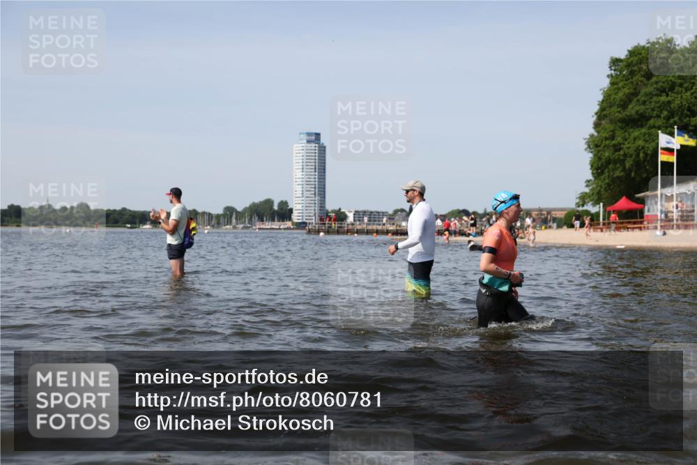22.06.2025 - Viking Triathlon Michael Strokosch http://msf.ph/oto/8060781 22.06.2025 10:44:20 Schwimmen 103, 123, 130, 205, 439, 467, 650 meine-sportfotos.de