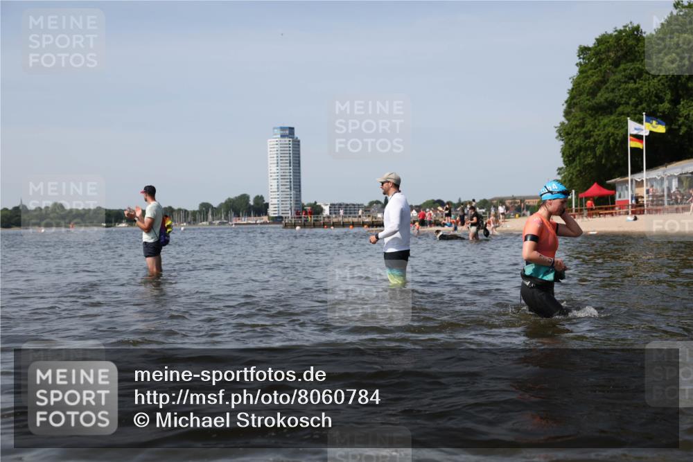 22.06.2025 - Viking Triathlon Michael Strokosch http://msf.ph/oto/8060784 22.06.2025 10:44:21 Schwimmen 103, 130, 205, 439, 467 meine-sportfotos.de