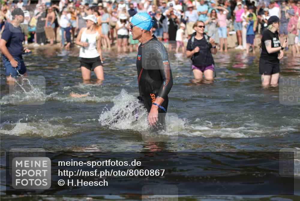 22.06.2025 - Viking Triathlon H.Heesch http://msf.ph/oto/8060867 22.06.2025 10:03:11 Schwimmen 20, 134, 177, 187, 204, 208, 334, 348, 349, 478, 505, 524, 602, 636, 660 meine-sportfotos.de