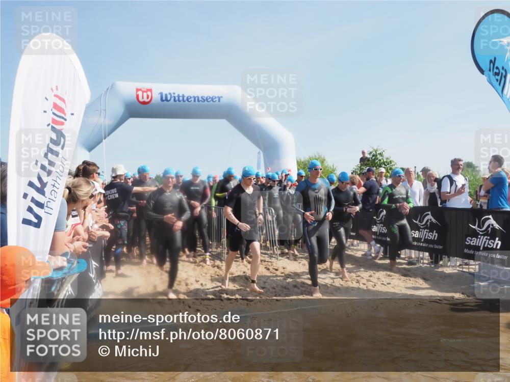 22.06.2025 - Viking Triathlon MichiJ http://msf.ph/oto/8060871 22.06.2025 10:06:16 Schwimmen 39, 41, 60, 84, 110, 117, 153, 191, 266, 325, 385, 440, 446, 487, 535 meine-sportfotos.de