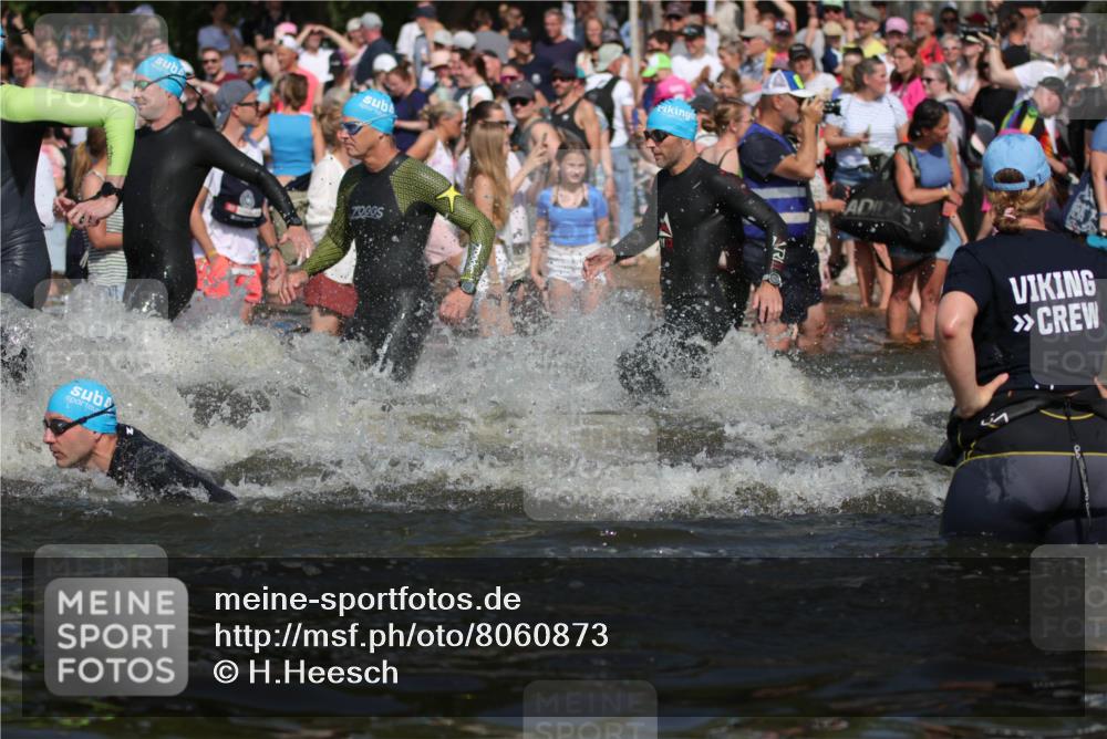22.06.2025 - Viking Triathlon H.Heesch http://msf.ph/oto/8060873 22.06.2025 10:03:12 Schwimmen 20, 134, 177, 187, 204, 208, 334, 348, 349, 478, 505, 524, 602, 636, 660 meine-sportfotos.de