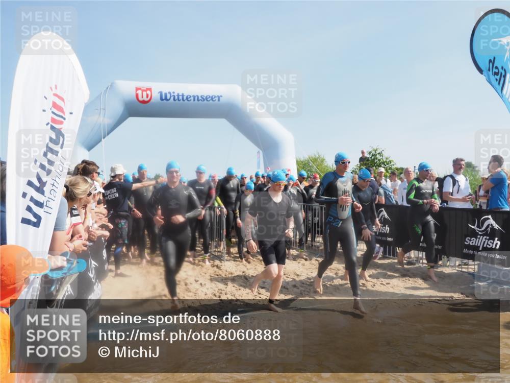 22.06.2025 - Viking Triathlon MichiJ http://msf.ph/oto/8060888 22.06.2025 10:06:16 Schwimmen 39, 41, 60, 84, 110, 117, 153, 191, 266, 325, 385, 440, 446, 487, 535 meine-sportfotos.de