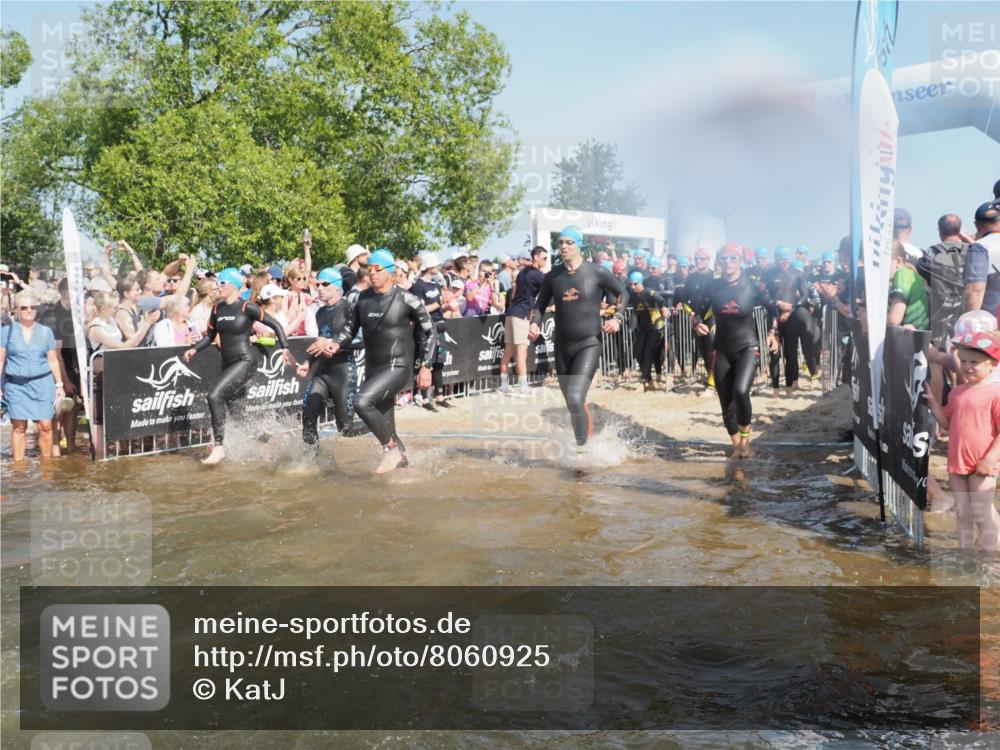 22.06.2025 - Viking Triathlon KatJ http://msf.ph/oto/8060925 22.06.2025 10:00:43 Schwimmen 7, 8, 9, 11, 45, 87, 145, 178, 184, 196, 200, 289, 306, 368, 414, 491, 526, 612, 613, 616, 628, 630, 641, 642, 651 meine-sportfotos.de