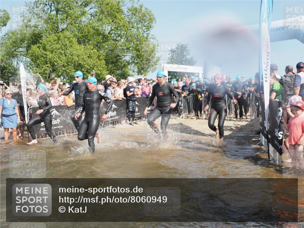 22.06.2025 - Viking Triathlon KatJ http://msf.ph/oto/8060949 22.06.2025 10:00:43 Schwimmen 7, 8, 9, 11, 45, 87, 145, 178, 184, 196, 200, 289, 306, 368, 414, 491, 526, 612, 613, 616, 628, 630, 641, 642, 651 meine-sportfotos.de