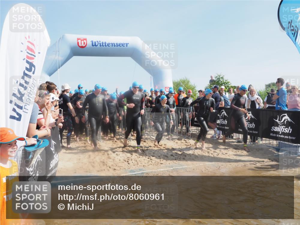 22.06.2025 - Viking Triathlon MichiJ http://msf.ph/oto/8060961 22.06.2025 10:06:21 Schwimmen 18, 24, 36, 60, 84, 110, 117, 153, 191, 192, 298, 385, 440, 487, 535 meine-sportfotos.de