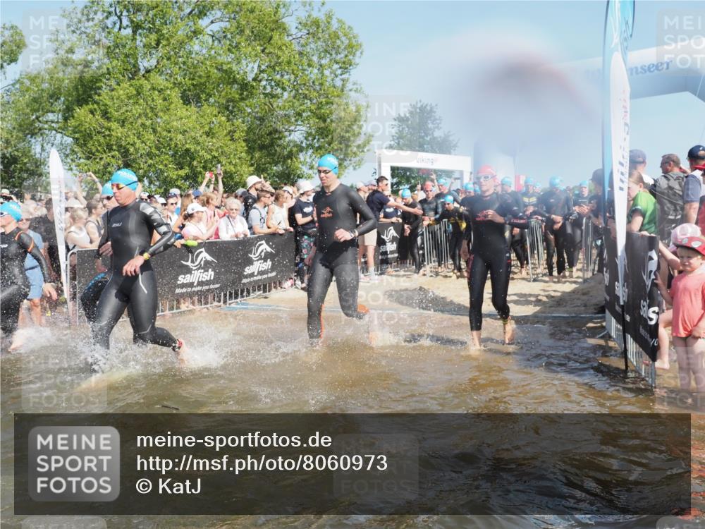 22.06.2025 - Viking Triathlon KatJ http://msf.ph/oto/8060973 22.06.2025 10:00:44 Schwimmen 7, 8, 9, 11, 87, 132, 145, 178, 184, 200, 258, 289, 301, 306, 352, 368, 414, 491, 526, 612, 613, 616, 628, 630, 641, 642, 652 meine-sportfotos.de