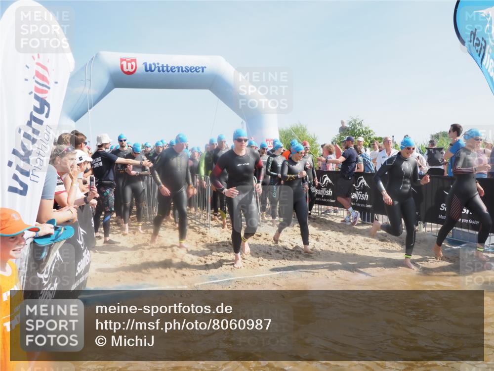22.06.2025 - Viking Triathlon MichiJ http://msf.ph/oto/8060987 22.06.2025 10:06:22 Schwimmen 18, 24, 36, 60, 84, 110, 117, 153, 191, 192, 298, 385, 440, 487, 535 meine-sportfotos.de