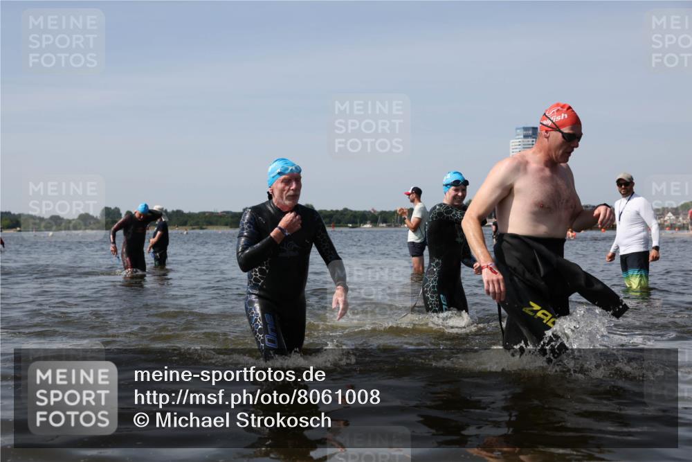 22.06.2025 - Viking Triathlon Michael Strokosch http://msf.ph/oto/8061008 22.06.2025 10:44:57 Schwimmen 39, 168, 493, 638, 653 meine-sportfotos.de