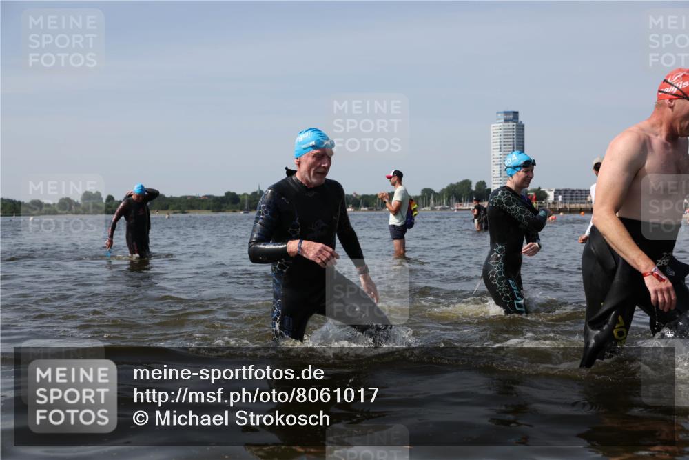 22.06.2025 - Viking Triathlon Michael Strokosch http://msf.ph/oto/8061017 22.06.2025 10:44:57 Schwimmen 39, 168, 493, 638, 653 meine-sportfotos.de