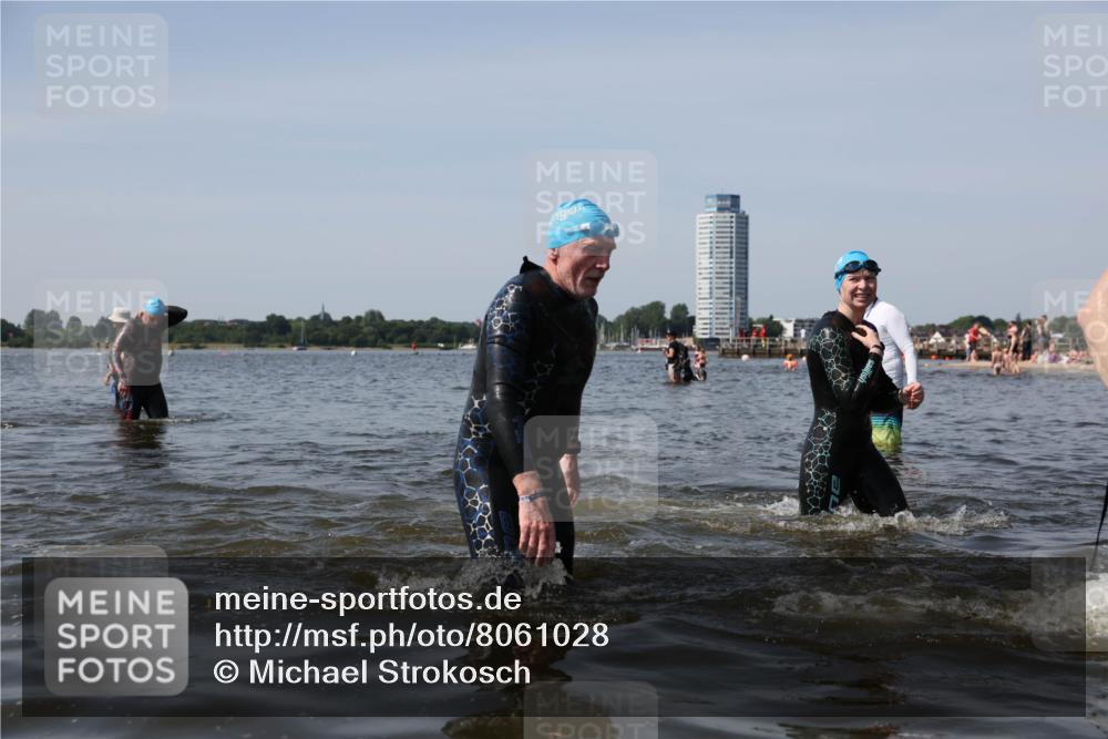 22.06.2025 - Viking Triathlon Michael Strokosch http://msf.ph/oto/8061028 22.06.2025 10:44:58 Schwimmen 39, 168, 493, 638, 653 meine-sportfotos.de