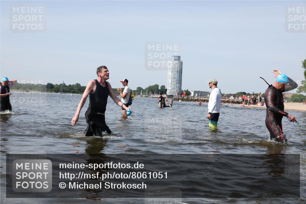 22.06.2025 - Viking Triathlon Michael Strokosch http://msf.ph/oto/8061051 22.06.2025 10:45:06 Schwimmen 39, 168, 346, 493, 503, 638, 653 meine-sportfotos.de