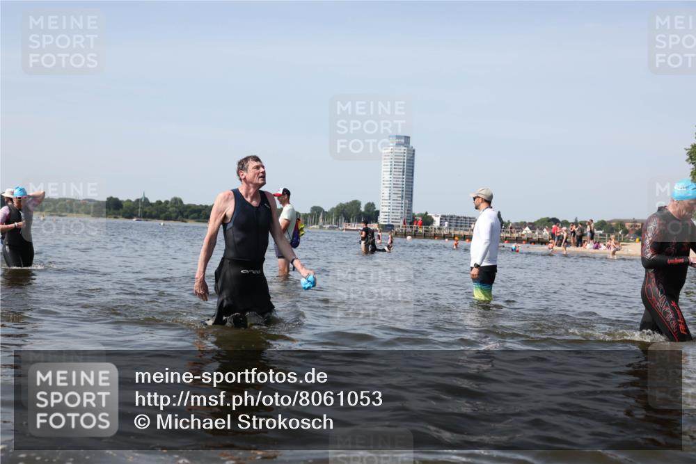 22.06.2025 - Viking Triathlon Michael Strokosch http://msf.ph/oto/8061053 22.06.2025 10:45:07 Schwimmen 39, 168, 346, 493, 503, 638 meine-sportfotos.de