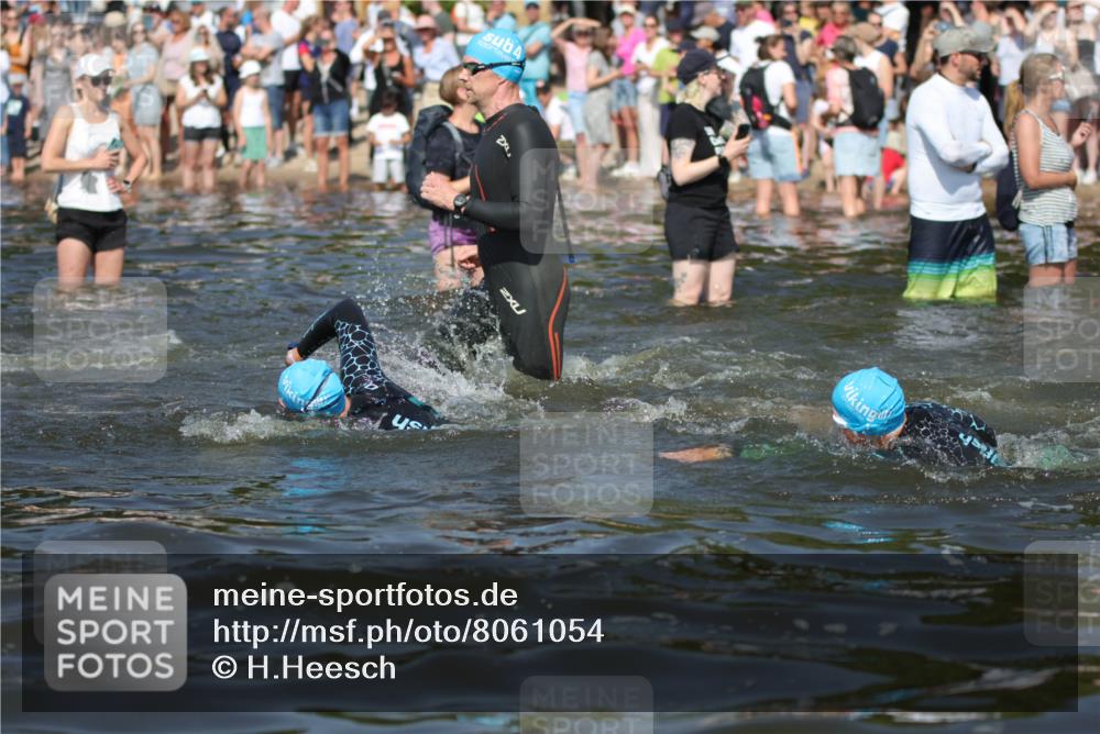 22.06.2025 - Viking Triathlon H.Heesch http://msf.ph/oto/8061054 22.06.2025 10:03:24 Schwimmen 25, 34, 42, 88, 89, 134, 163, 221, 229, 251, 324, 332, 540, 556 meine-sportfotos.de