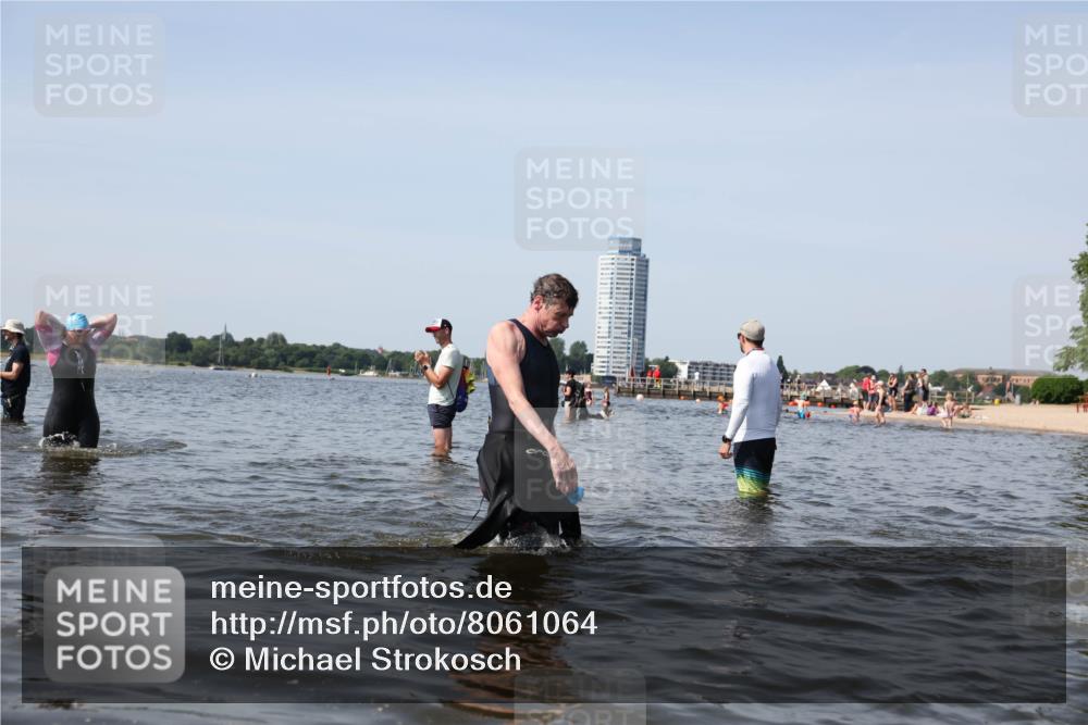 22.06.2025 - Viking Triathlon Michael Strokosch http://msf.ph/oto/8061064 22.06.2025 10:45:08 Schwimmen 39, 168, 346, 493, 503, 638 meine-sportfotos.de
