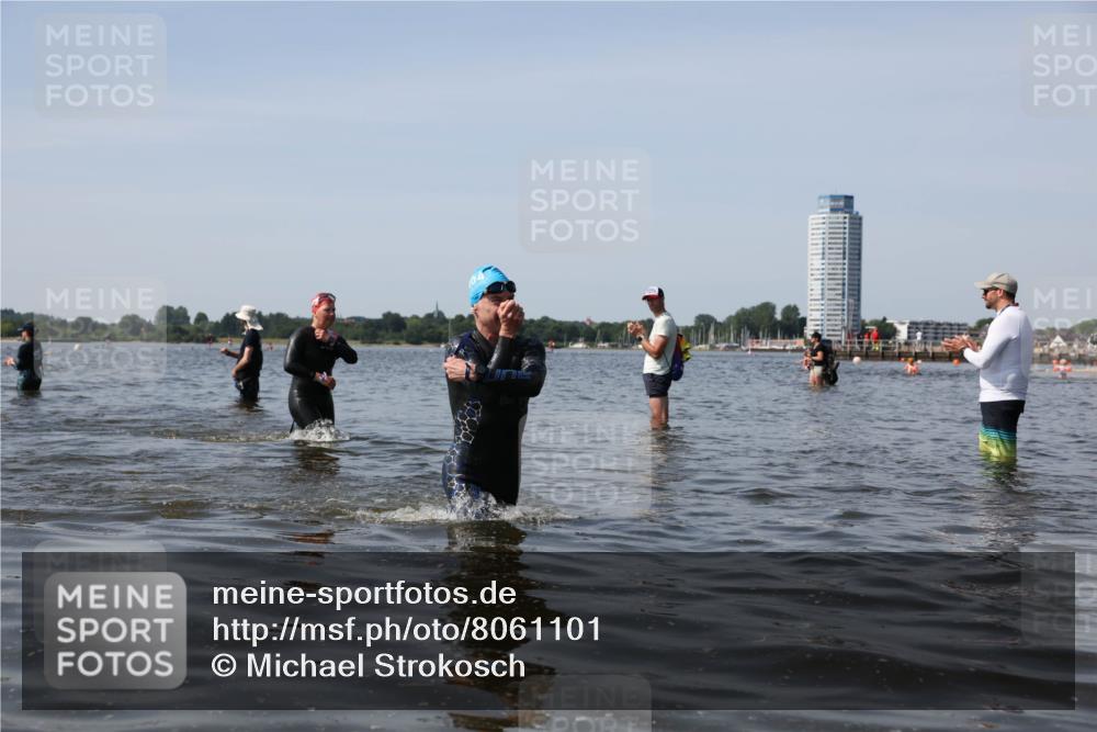 22.06.2025 - Viking Triathlon Michael Strokosch http://msf.ph/oto/8061101 22.06.2025 10:45:18 Schwimmen 68, 102, 108, 346, 493, 503, 605 meine-sportfotos.de
