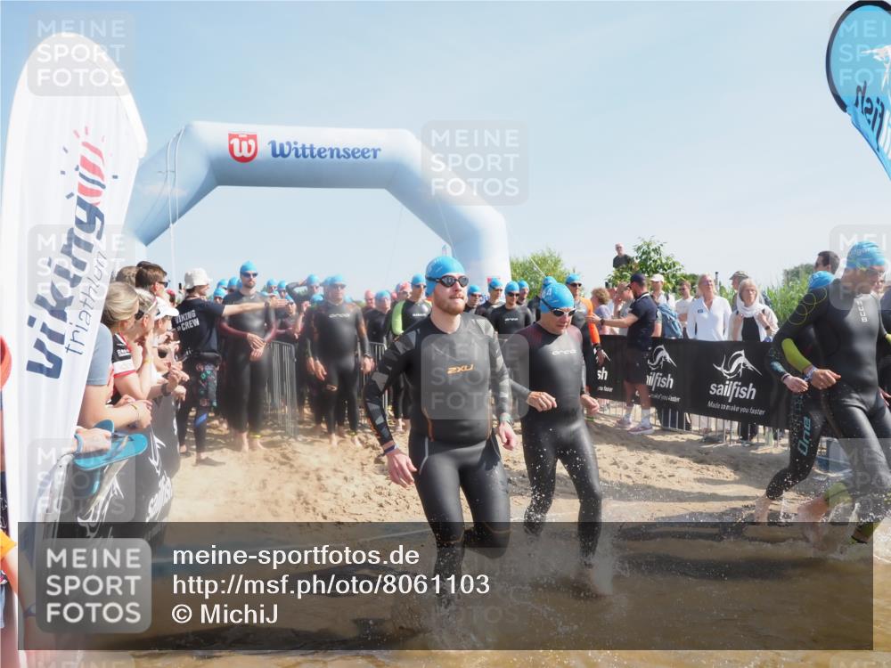 22.06.2025 - Viking Triathlon MichiJ http://msf.ph/oto/8061103 22.06.2025 10:06:27 Schwimmen 18, 24, 36, 117, 153, 168, 186, 192, 261, 298, 385, 450, 487, 535, 606 meine-sportfotos.de