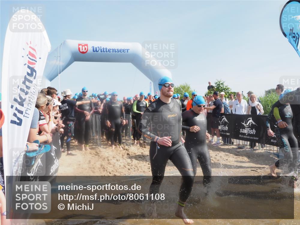 22.06.2025 - Viking Triathlon MichiJ http://msf.ph/oto/8061108 22.06.2025 10:06:28 Schwimmen 18, 24, 36, 117, 153, 168, 186, 192, 261, 298, 385, 450, 487, 535, 606 meine-sportfotos.de