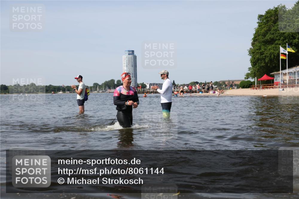 22.06.2025 - Viking Triathlon Michael Strokosch http://msf.ph/oto/8061144 22.06.2025 10:45:21 Schwimmen 68, 102, 108, 346, 503, 605 meine-sportfotos.de