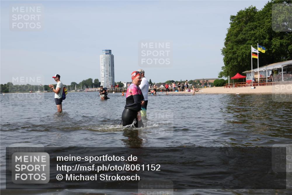 22.06.2025 - Viking Triathlon Michael Strokosch http://msf.ph/oto/8061152 22.06.2025 10:45:22 Schwimmen 68, 102, 108, 503, 605 meine-sportfotos.de