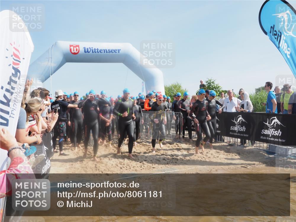 22.06.2025 - Viking Triathlon MichiJ http://msf.ph/oto/8061181 22.06.2025 10:06:36 Schwimmen 44, 74, 93, 109, 159, 168, 186, 205, 219, 261, 358, 376, 450, 606, 625 meine-sportfotos.de