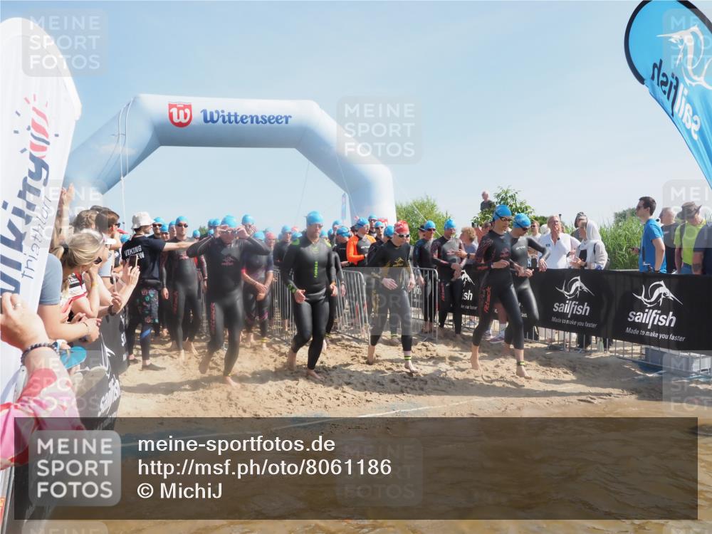 22.06.2025 - Viking Triathlon MichiJ http://msf.ph/oto/8061186 22.06.2025 10:06:36 Schwimmen 44, 74, 93, 109, 159, 168, 186, 205, 219, 261, 358, 376, 450, 606, 625 meine-sportfotos.de