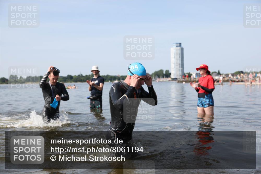 22.06.2025 - Viking Triathlon Michael Strokosch http://msf.ph/oto/8061194 22.06.2025 10:25:00 Schwimmen 4, 521 meine-sportfotos.de