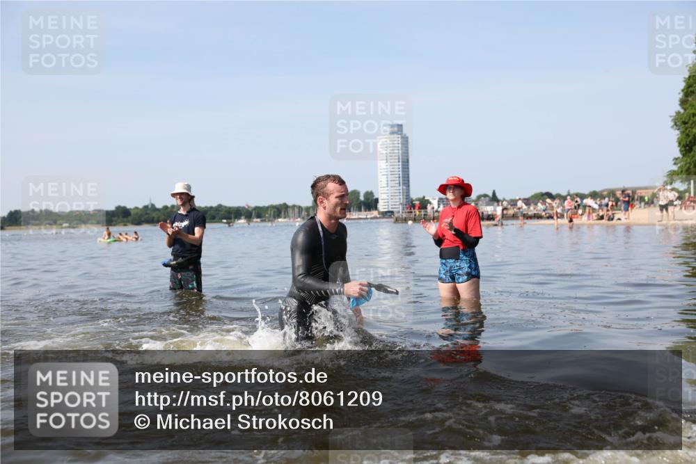 22.06.2025 - Viking Triathlon Michael Strokosch http://msf.ph/oto/8061209 22.06.2025 10:25:02 Schwimmen 4, 521 meine-sportfotos.de