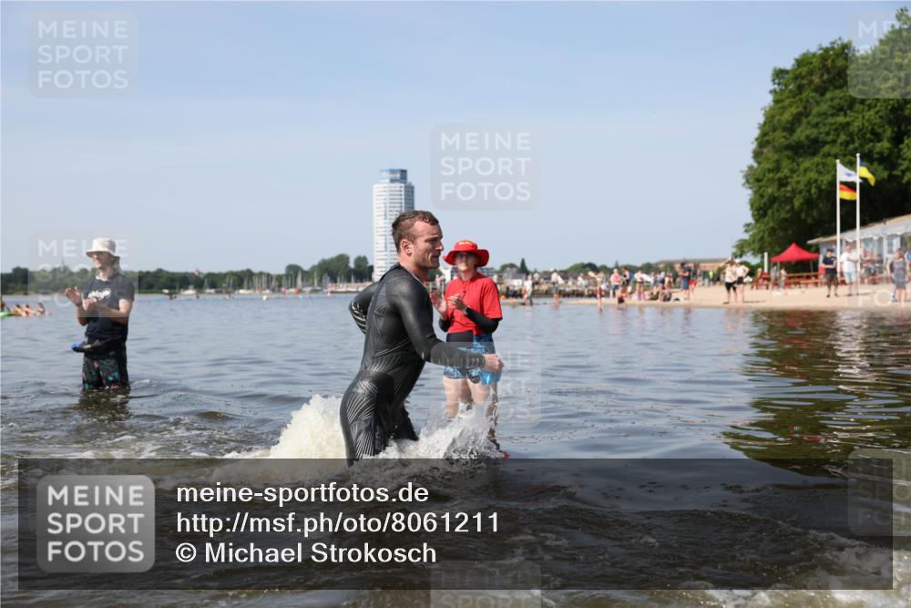 22.06.2025 - Viking Triathlon Michael Strokosch http://msf.ph/oto/8061211 22.06.2025 10:25:02 Schwimmen 4, 521 meine-sportfotos.de