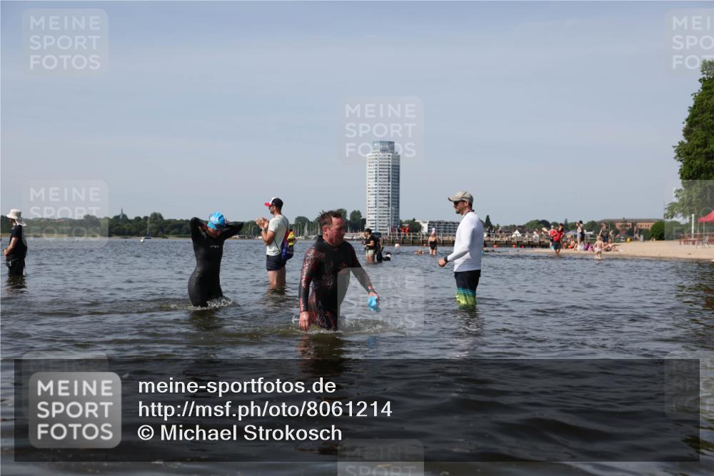 22.06.2025 - Viking Triathlon Michael Strokosch http://msf.ph/oto/8061214 22.06.2025 10:45:32 Schwimmen 102, 108, 197, 466, 519, 605 meine-sportfotos.de