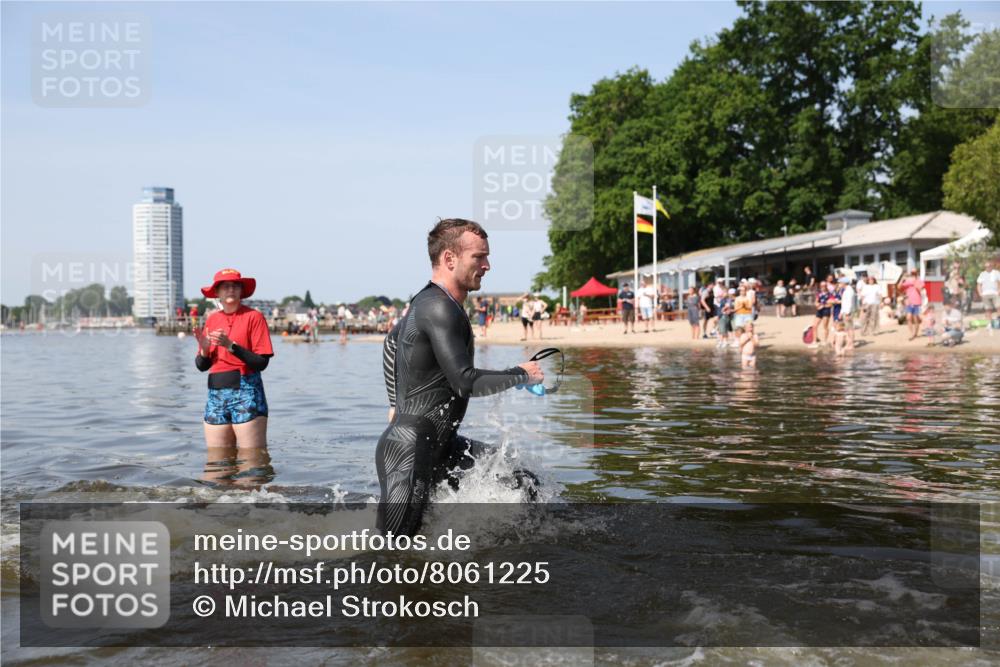 22.06.2025 - Viking Triathlon Michael Strokosch http://msf.ph/oto/8061225 22.06.2025 10:25:03 Schwimmen 4, 521 meine-sportfotos.de