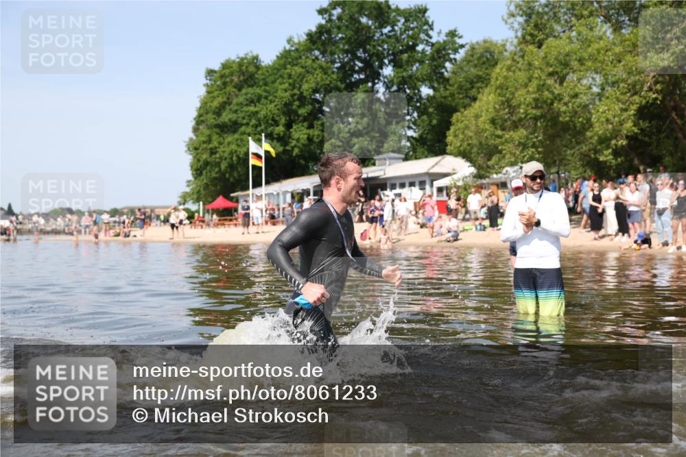 22.06.2025 - Viking Triathlon Michael Strokosch http://msf.ph/oto/8061233 22.06.2025 10:25:03 Schwimmen 4, 521 meine-sportfotos.de
