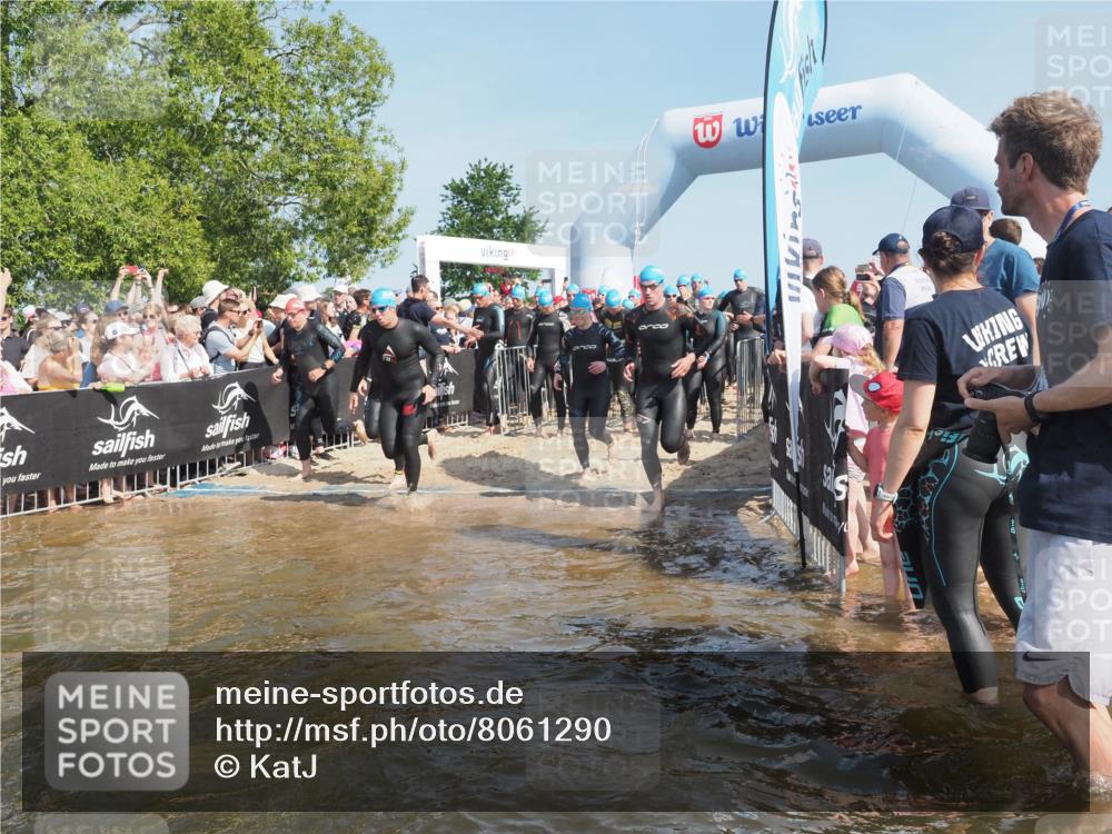 22.06.2025 - Viking Triathlon KatJ http://msf.ph/oto/8061290 22.06.2025 10:00:52 Schwimmen 90, 132, 184, 243, 258, 289, 300, 301, 306, 352, 384, 491, 630, 652, 658 meine-sportfotos.de