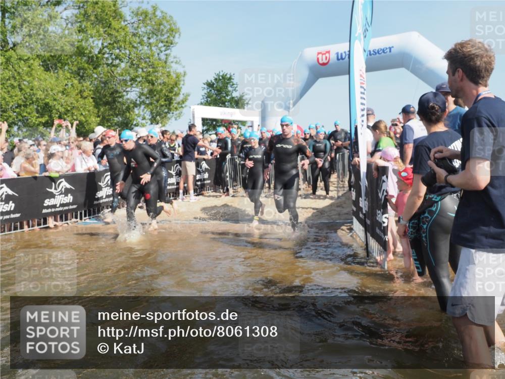 22.06.2025 - Viking Triathlon KatJ http://msf.ph/oto/8061308 22.06.2025 10:00:52 Schwimmen 90, 132, 184, 243, 258, 289, 300, 301, 306, 352, 384, 491, 630, 652, 658 meine-sportfotos.de